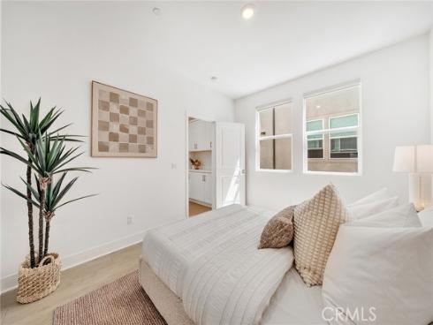 174 Sash , Irvine, CA