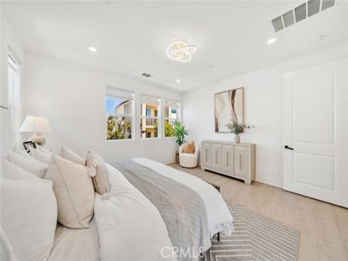 174 Sash , Irvine, CA