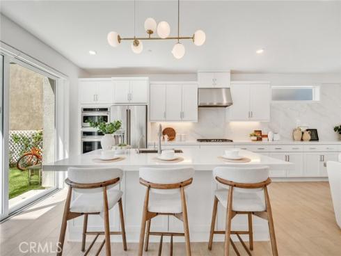 174 Sash , Irvine, CA