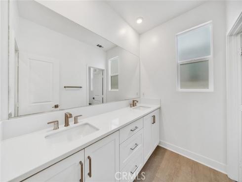 174 Sash , Irvine, CA