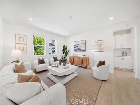 174 Sash , Irvine, CA
