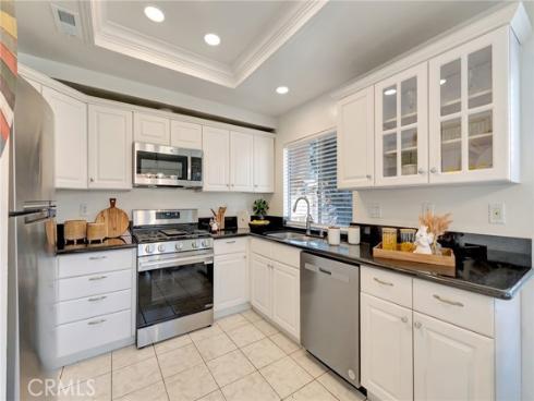 34 Magellan Aisle , Irvine, CA