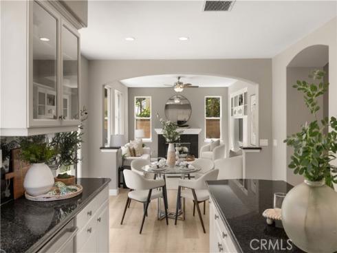 9 Modesto , Irvine, CA