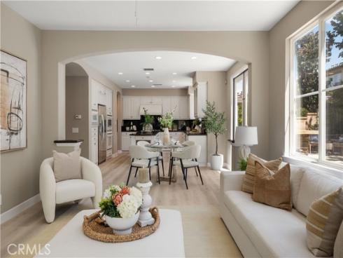 9 Modesto , Irvine, CA