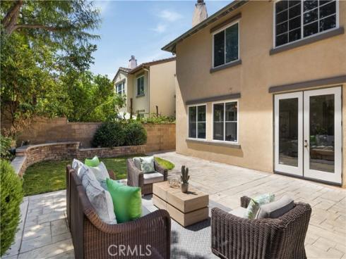 9 Modesto , Irvine, CA