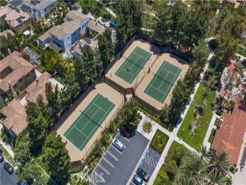 9 Modesto , Irvine, CA