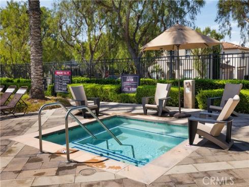 9 Modesto , Irvine, CA