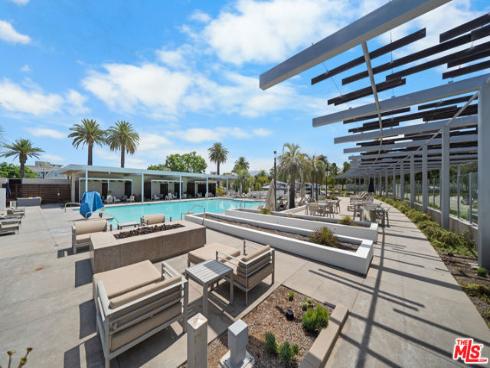 162  Novel  , Irvine, CA