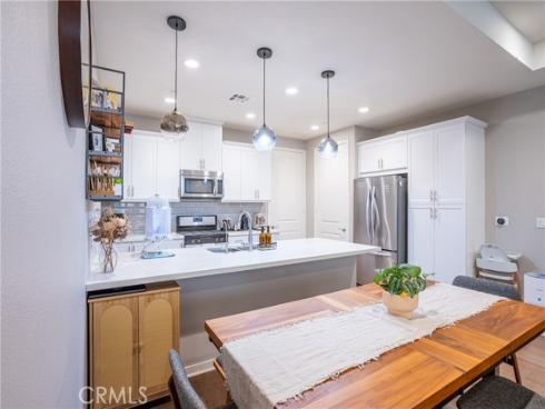 616 Trailblaze , Irvine, CA