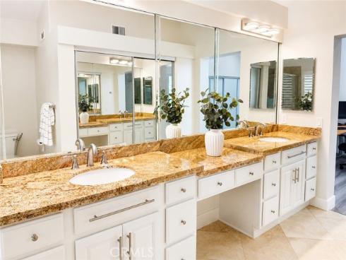 6 Cannes , Irvine, CA