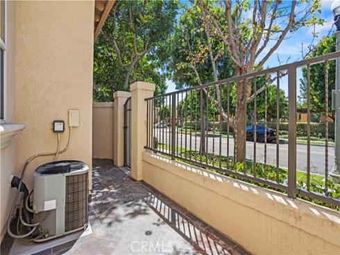 34  League  , Irvine, CA