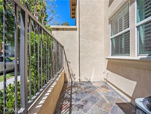 34  League  , Irvine, CA