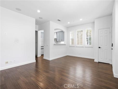 34  League  , Irvine, CA