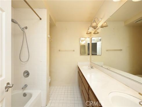 22 Diamante , Irvine, CA