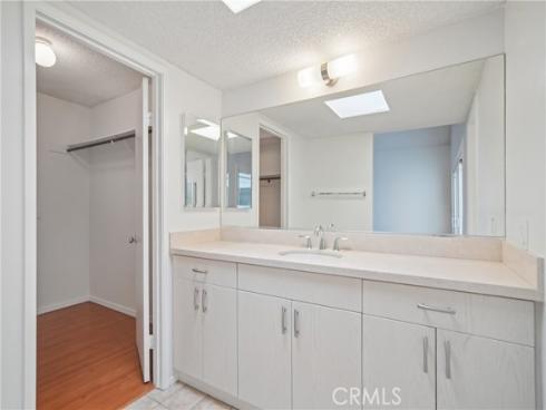 19 Woodrush , Irvine, CA