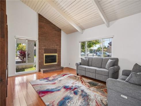 19 Woodrush , Irvine, CA