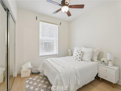 617 Rockefeller , Irvine, CA