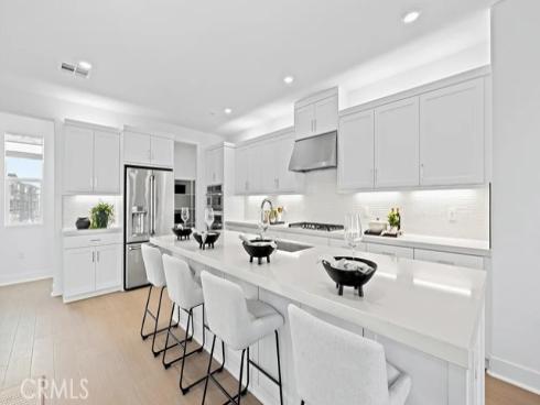 701 Sonia , Irvine, CA