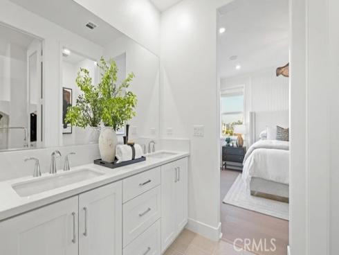 701 Sonia , Irvine, CA