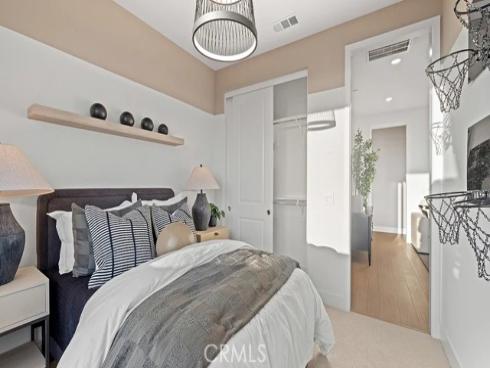 701 Sonia , Irvine, CA