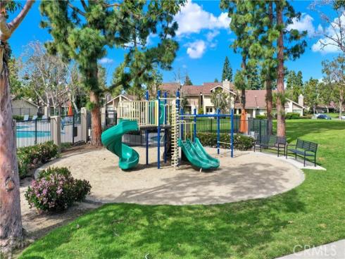 15 Snapdragon 8 , Irvine, CA