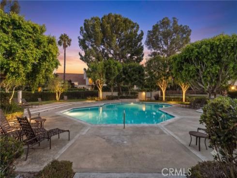 21 Mirador , Irvine, CA