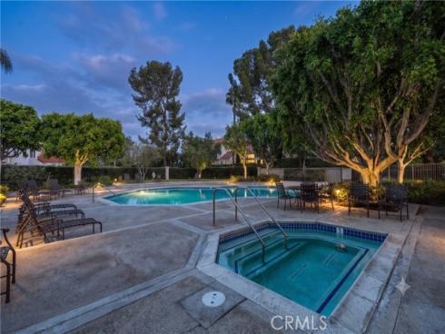 21 Mirador , Irvine, CA