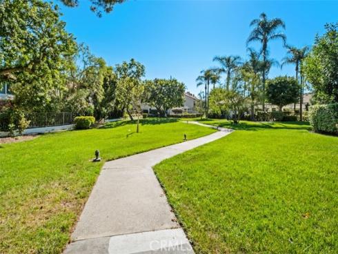 21 Mirador , Irvine, CA