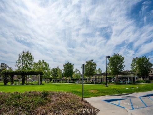 44  Fallbrook  , Irvine, CA