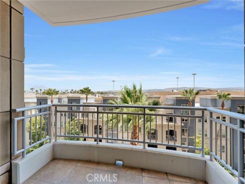 3064 Scholarship , Irvine, CA