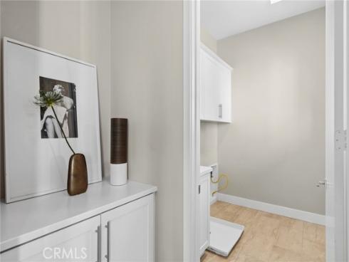 217 Cultivate , Irvine, CA