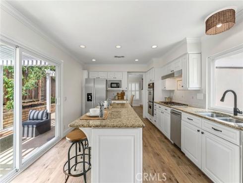11 Almond Tree , Irvine, CA