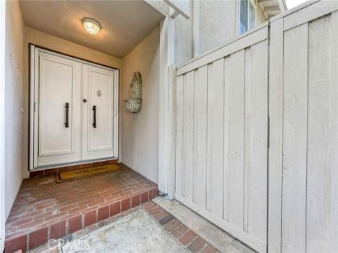 11 Almond Tree , Irvine, CA