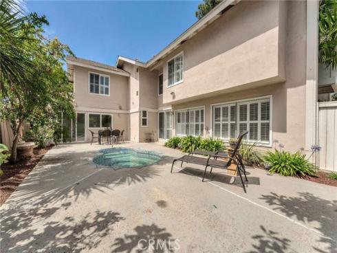 11 Almond Tree , Irvine, CA