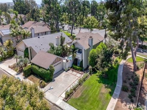 11 Almond Tree , Irvine, CA