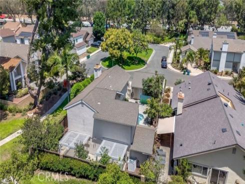 11 Almond Tree , Irvine, CA