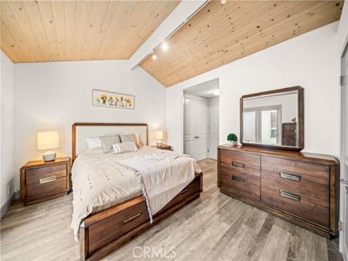 58 Fulton , Irvine, CA