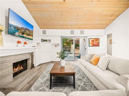 58 Fulton , Irvine, CA