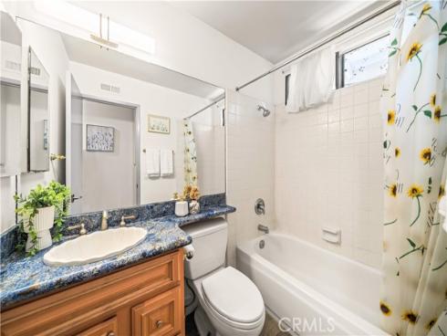 58 Fulton , Irvine, CA