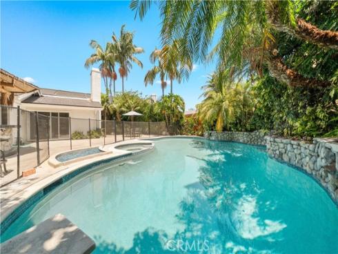 58 Fulton , Irvine, CA