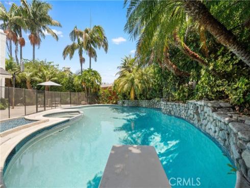 58 Fulton , Irvine, CA