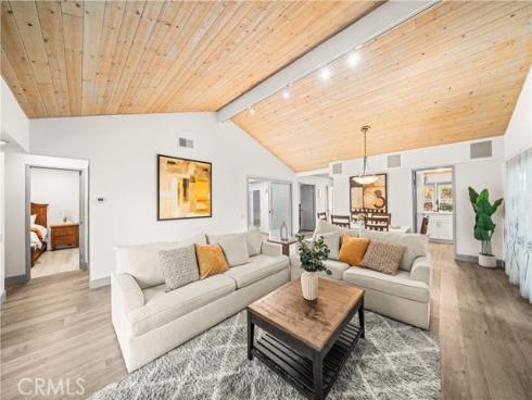 58 Fulton , Irvine, CA