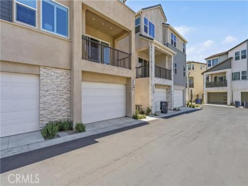 108 Billings , Irvine, CA