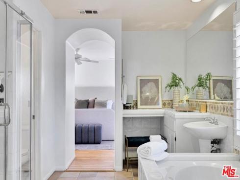 92 Winslow Lane, Irvine, CA