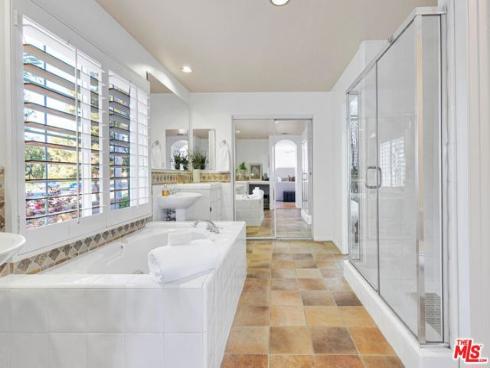 92 Winslow Lane, Irvine, CA