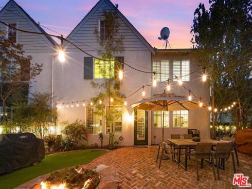 92 Winslow Lane, Irvine, CA