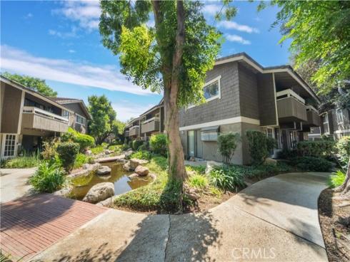 181 Streamwood , Irvine, CA