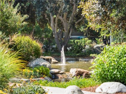 181 Streamwood , Irvine, CA