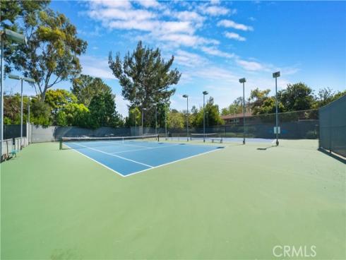 181 Streamwood , Irvine, CA
