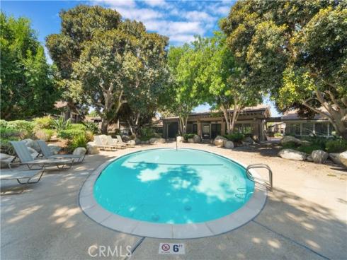 181 Streamwood , Irvine, CA